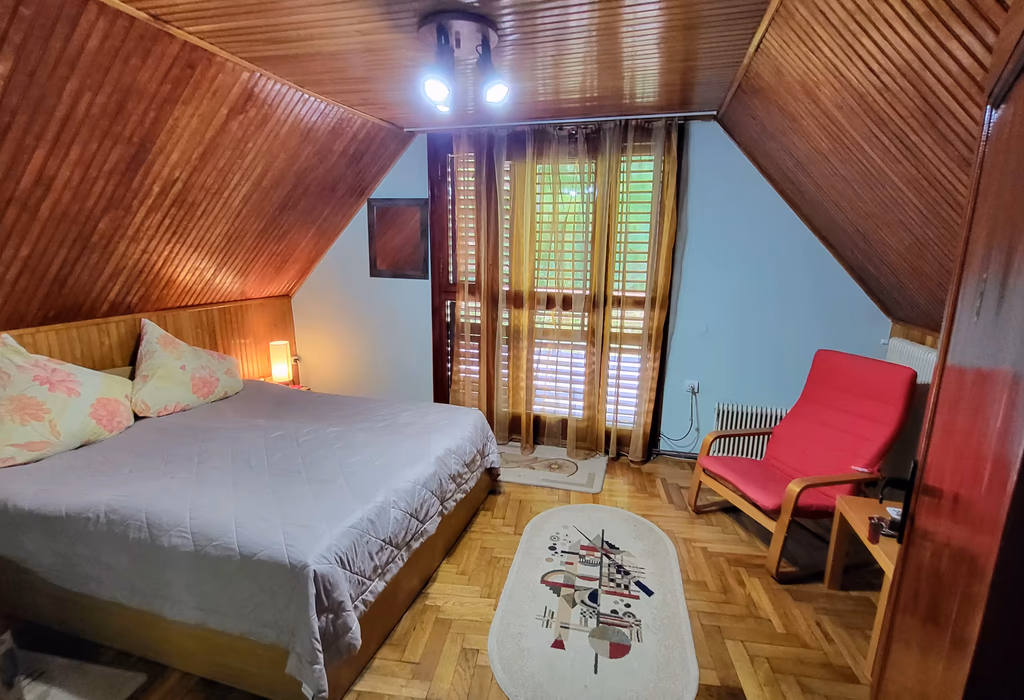 Casa Mică — Camere 4