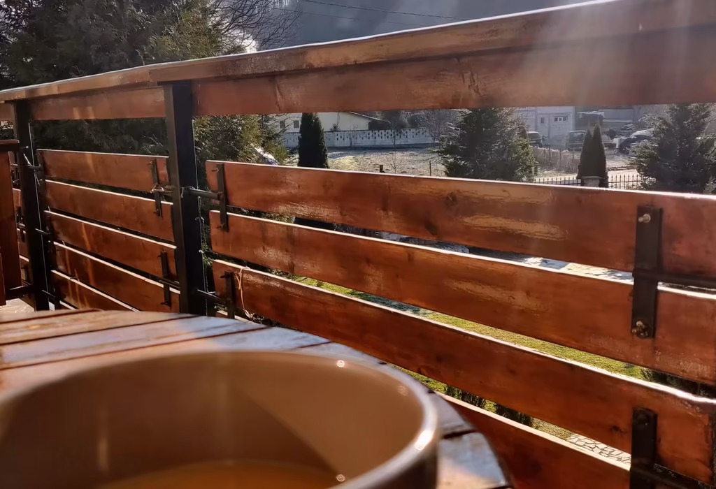 Casa Mare — Curte 3